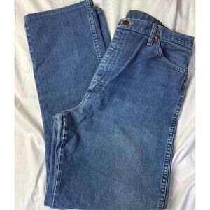 Vintage Wrangler Cowboy Cut Western Distressed Faded Denim Blue Jeans Size 38x36